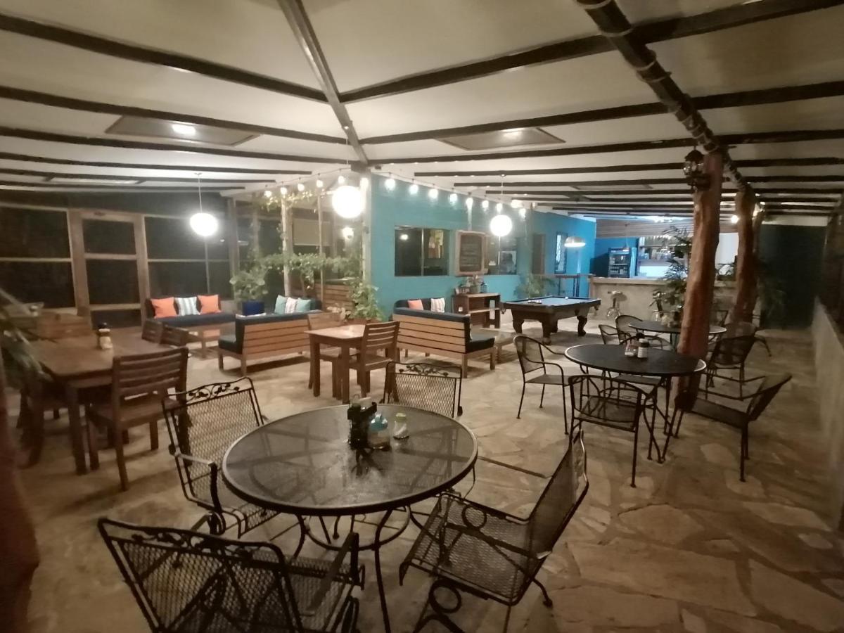 Xalli Beach Hotel Altagracia エクステリア 写真