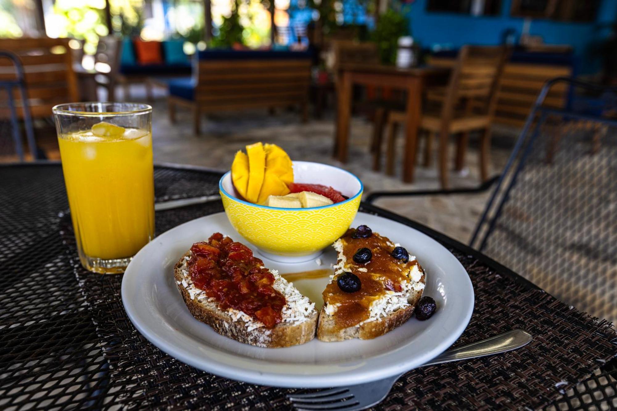 Xalli Beach Hotel Altagracia エクステリア 写真
