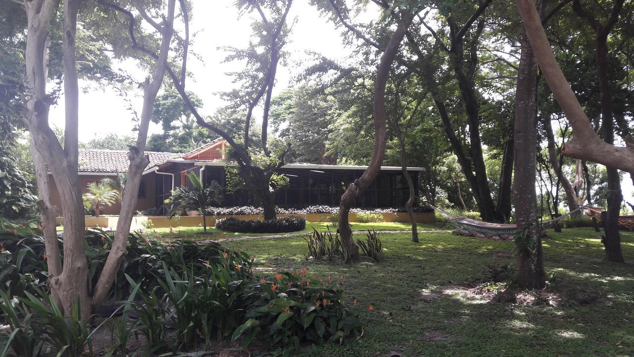 Xalli Beach Hotel Altagracia エクステリア 写真