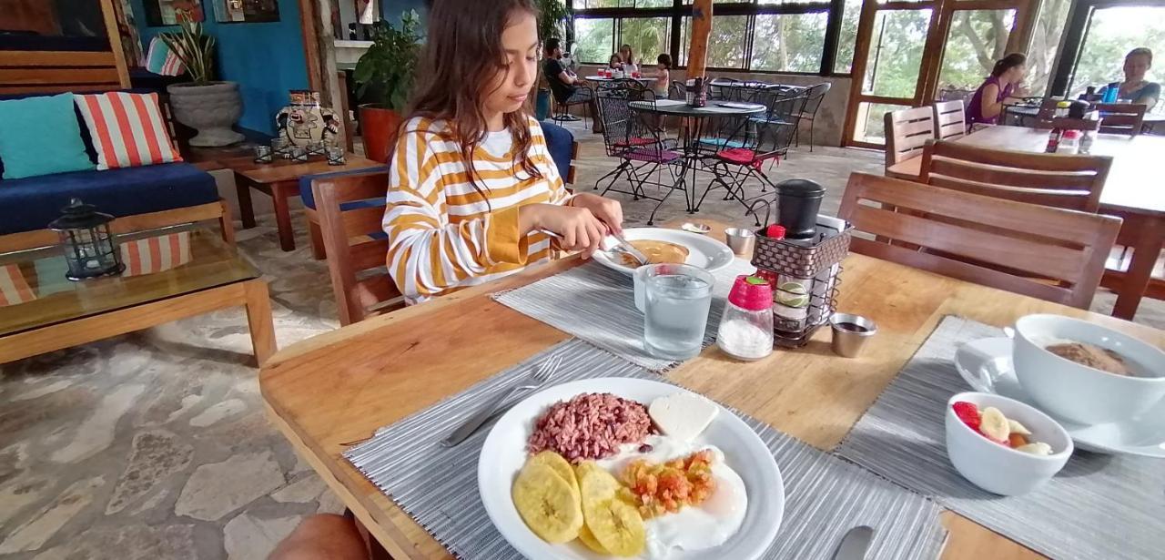 Xalli Beach Hotel Altagracia エクステリア 写真